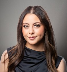 Profile image for Roxy Dzheyranyan, one of JohnHart's Real Estate Agents