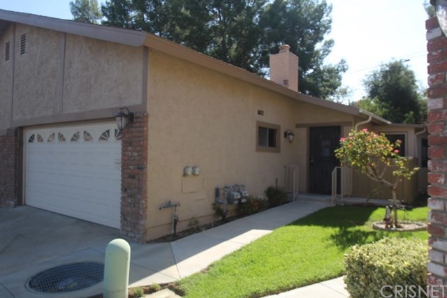 19362 Anzel Circle, Newhall, CA 91321