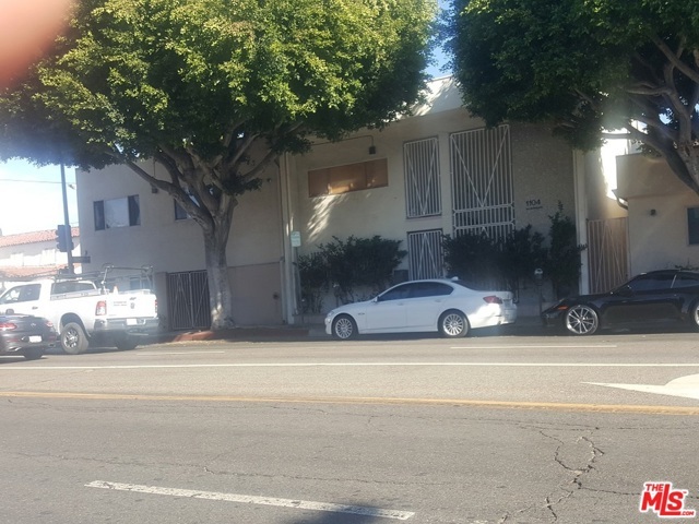 1108 Robertson Boulevard, Los Angeles, CA 90035
