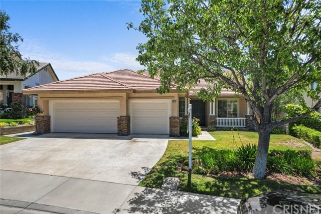 14226 Everglades Court, Canyon Country, CA 91387