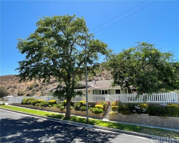28236 Hot Springs Avenue, Canyon Country, CA 91351