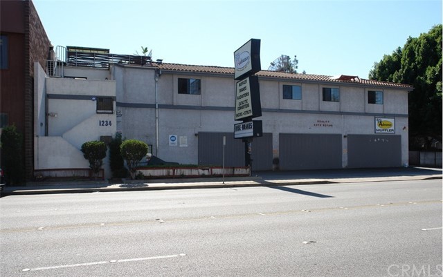 1240 Walnut Street, Pasadena, CA 91106
