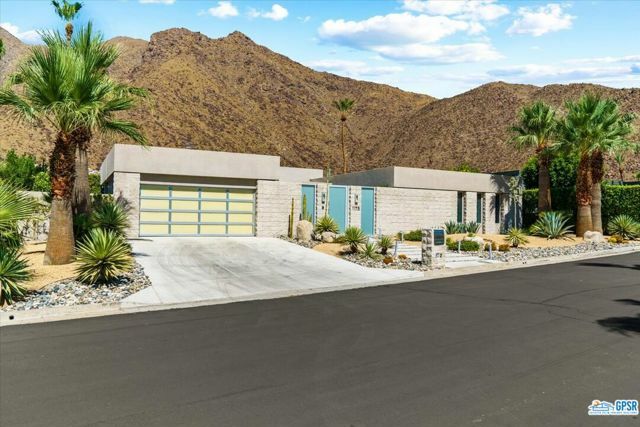 1175 Los Robles Drive, Palm Springs, CA 92262