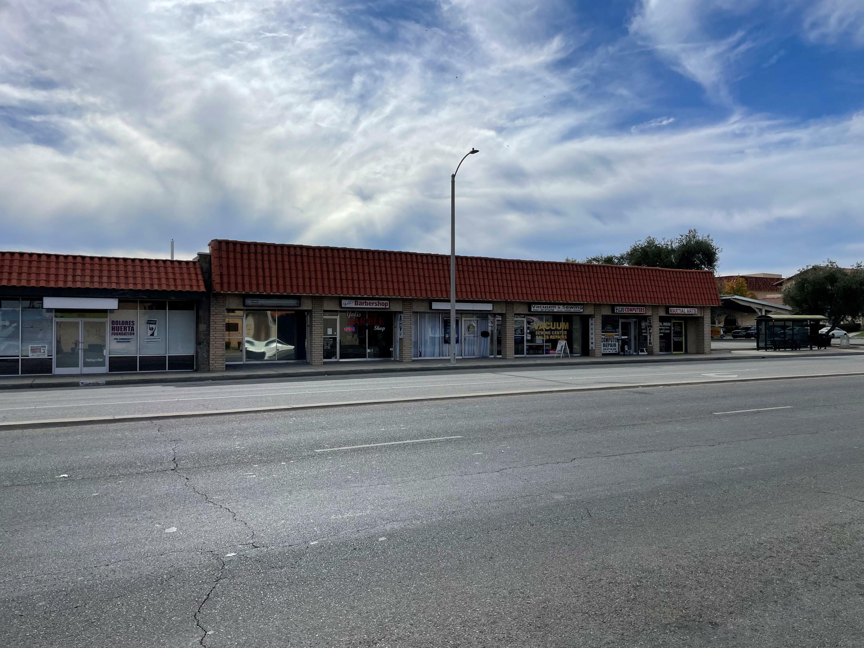 822 E Palmdale Boulevard, Palmdale, CA 93550