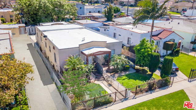 642 109th Place, Los Angeles, CA 90044