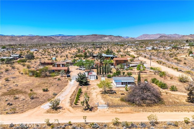 1010 Wamego Trail, Yucca Valley, CA 92284