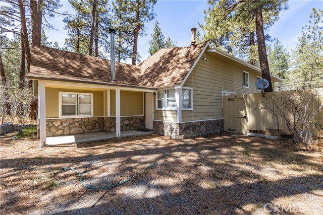 1432 Oriole Road, Wrightwood, CA 92397