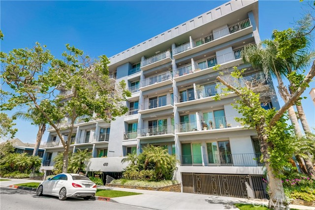 450 Maple Drive #203, Beverly Hills, CA 90212