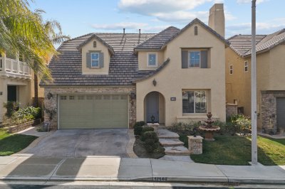 17140 Summer Maple Way, Santa Clarita, CA 91387